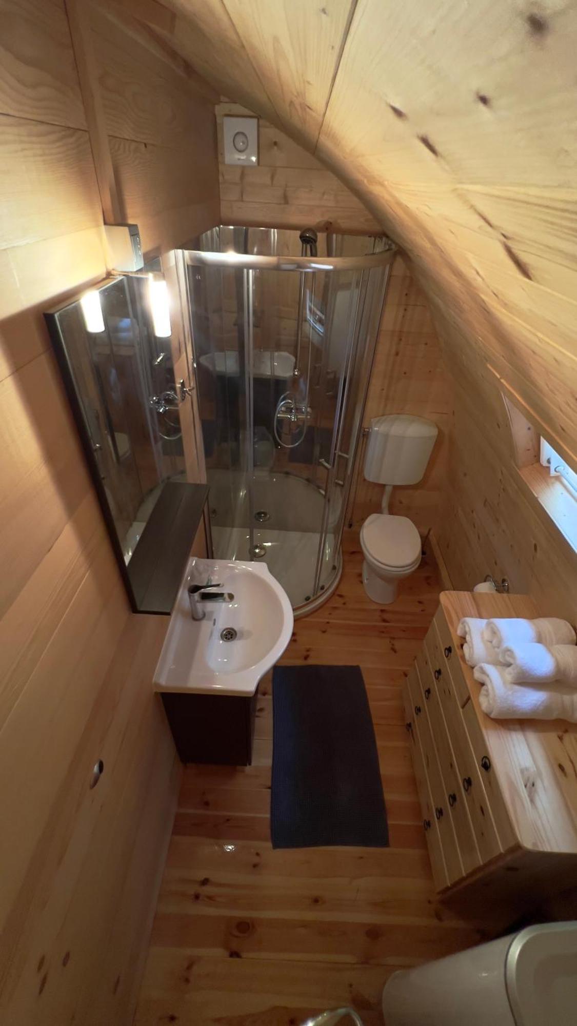 Glamping Dragonja River Smarje  Bilik gambar